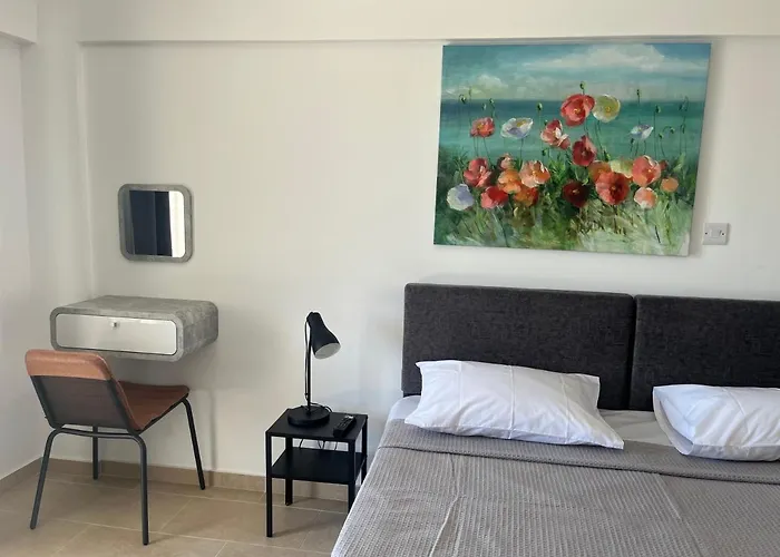 Papho's Mare Apts Lägenhet *