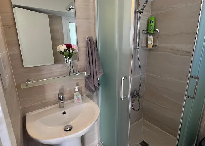 Papho's Mare Apts Lägenhet *